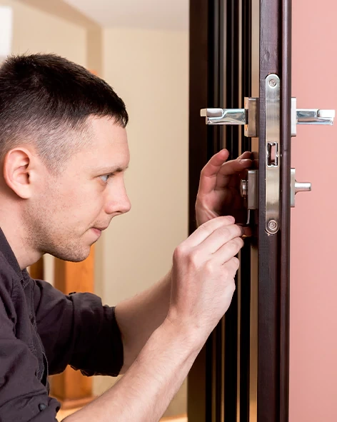 : Professional Locksmith For Commercial And Residential Locksmith Services in Long Beach, CA