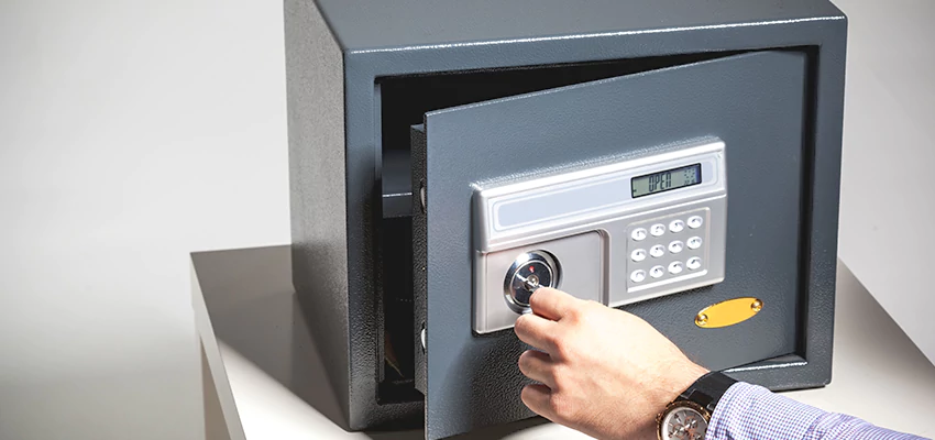 Jewelry Safe Unlocking Service in Long Beach, California