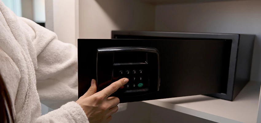 Safe Unlocking Service Company in Long Beach, California