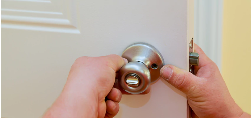 After-hours Locksmith For Lock And Key Installation in Long Beach, CA