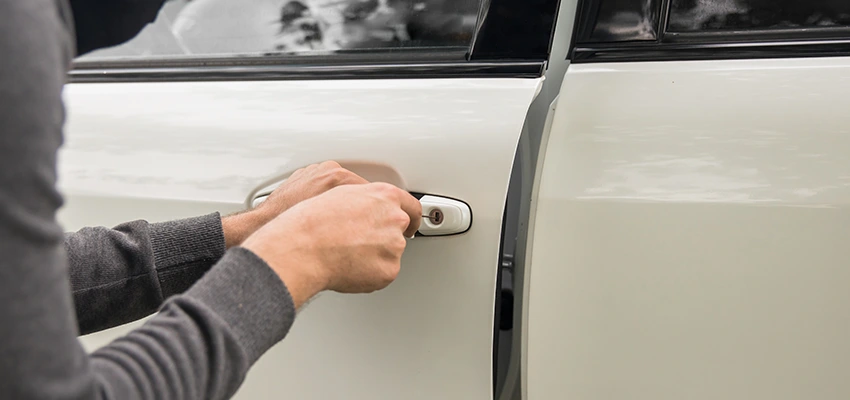 Unlock Car Door Service in Long Beach, CA